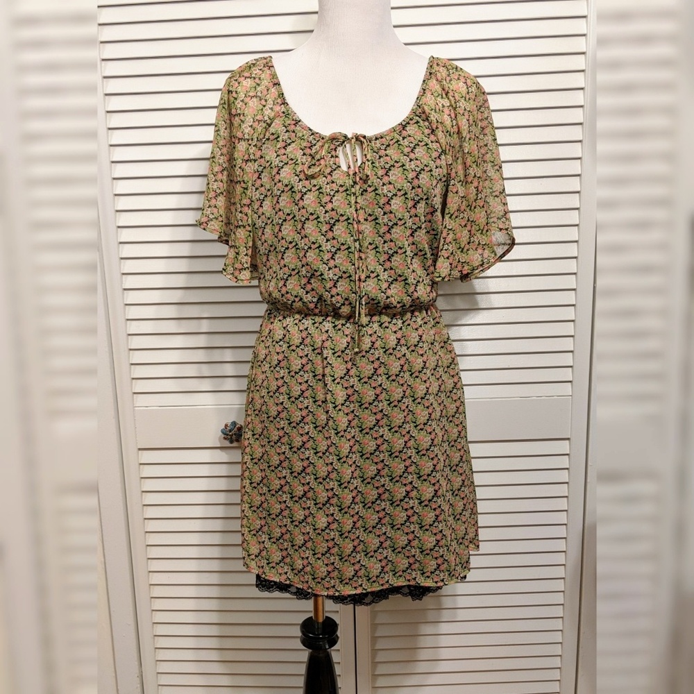 Floral Bell-sleeve Pullover Dress